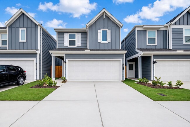 28246 Meadowlark Sky Dr