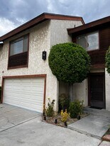 235 E Foothill Blvd in Monrovia, CA - Building Photo