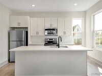 2107 North Ave, Unit Apt 2 in Richmond, VA - Foto de edificio - Building Photo