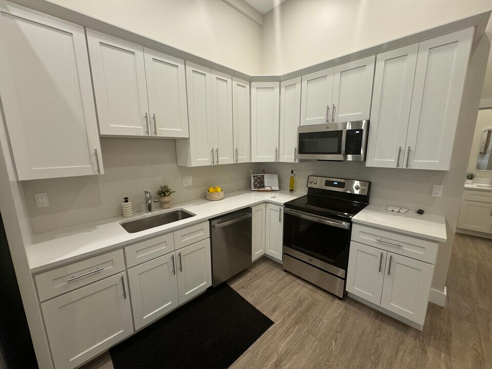 58 River St, Unit 1 in Boston, MA - Building Photo