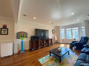 235A Glen Ave in Palisades Park, NJ - Building Photo - Building Photo