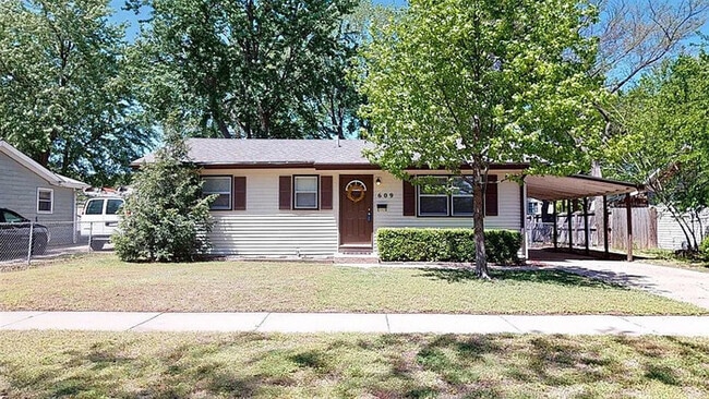 property at 609 Chase St