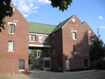 Evergreen Point in East Lansing, MI - Foto de edificio