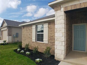 15100 Harkness Pass in Austin, TX - Building Photo - Building Photo