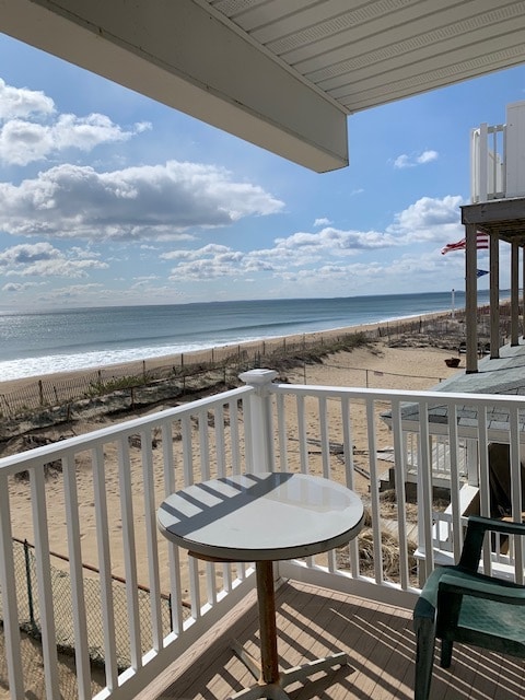property at 280 North End Blvd