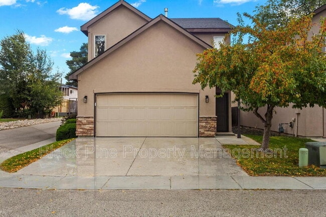 property at 1729 S Eagleson Rd