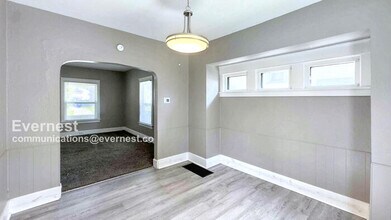 714 Hampton Ave in Toledo, OH - Foto de edificio - Building Photo