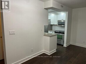 83-83 Lillian St in Toronto, ON - Building Photo - Building Photo