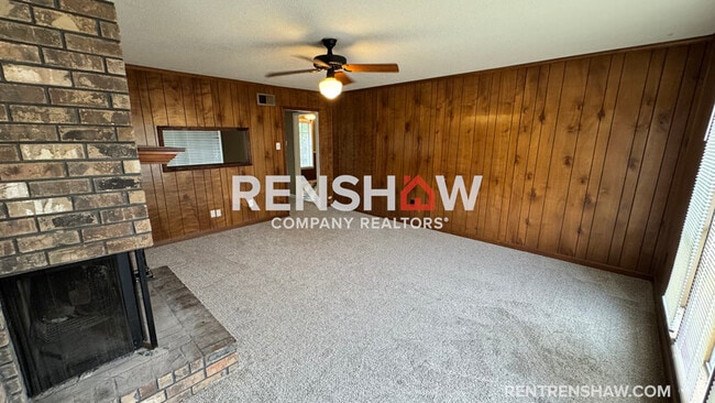 5249 Kimbark Woods Dr in Memphis, TN - Building Photo - Building Photo