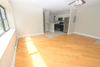 Apartments on Fifth in Pittsburgh, PA - Foto de edificio - Building Photo