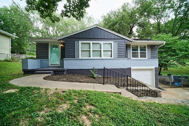 property at 2713 N Bellefontaine Ave