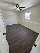 94 Longwood Dr in Bunker Hill, WV - Building Photo - Building Photo