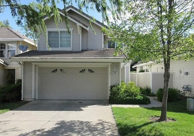 628 Pemberton Ln in Folsom, CA - Building Photo - Building Photo