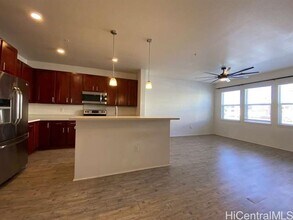 550 Kamaaha Ave in Kapolei, HI - Building Photo - Building Photo