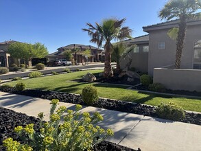 3641 Desert Hls Dr in Saint George, UT - Foto de edificio - Building Photo