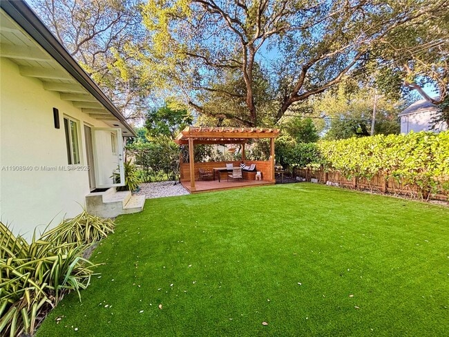 property at 330 NE 88th St