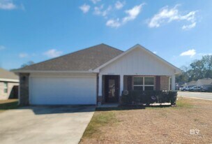 22937 Lance Dr in Robertsdale, AL - Building Photo