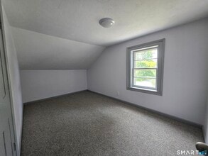 11 Tiffany St in Brooklyn, CT - Building Photo - Building Photo