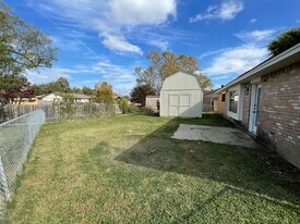 1609 Chapman Dr in Mesquite, TX - Building Photo - Building Photo