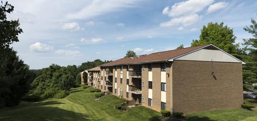 Hickory Hill Apartments in Timonium, MD - Foto de edificio