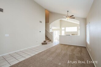 4367 Sunrise Shores Ave in North Las Vegas, NV - Building Photo - Building Photo