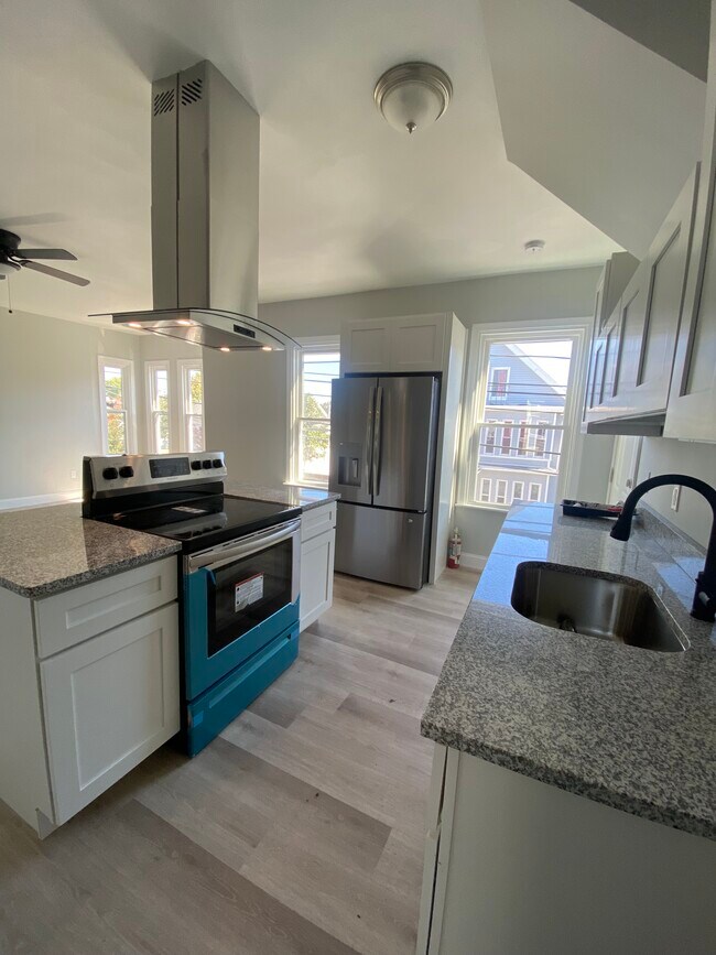 4 Washington St Rentals in New Bedford, MA