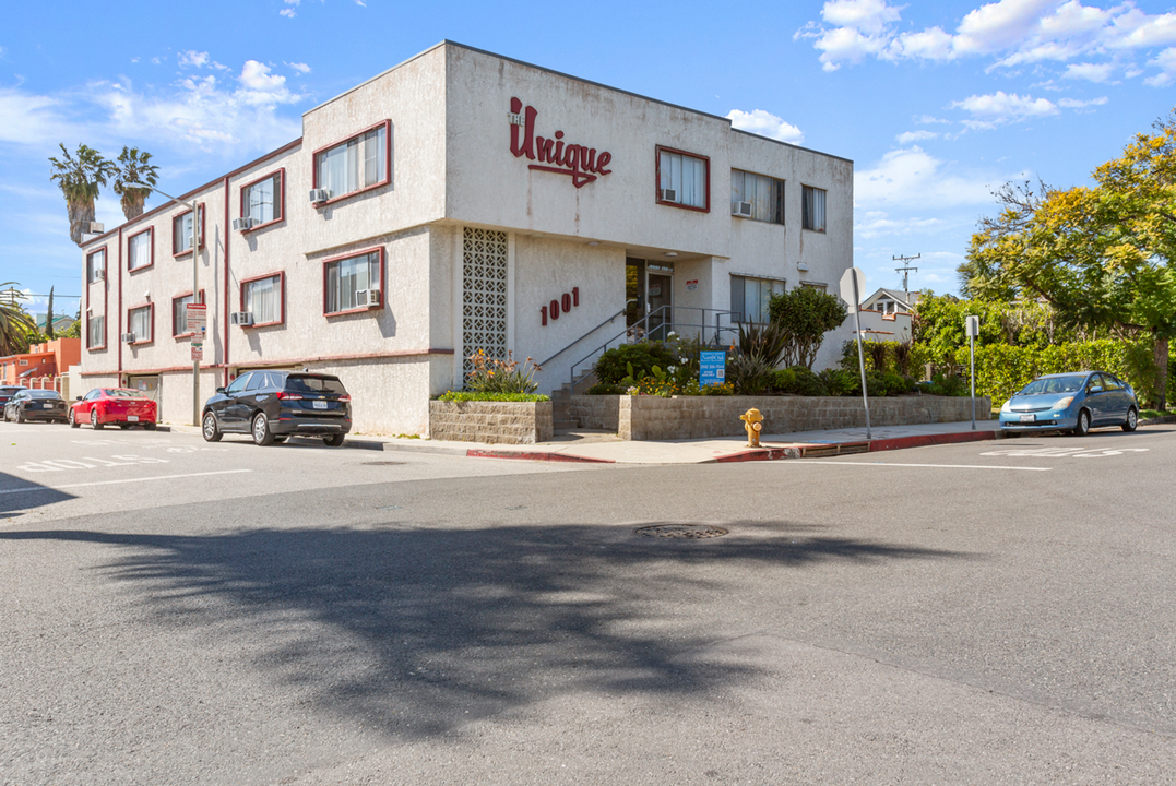 1001 N Gardner in West Hollywood, CA - Building Photo