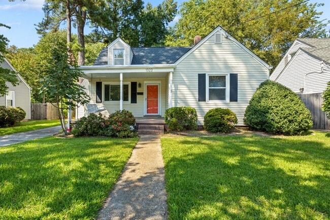 1322 Paul St