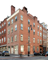 227-231 Water St Apartments