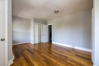 383 Myrtle Ave in Bridgeport, CT - Building Photo - Building Photo