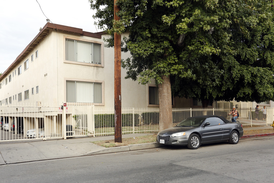 Orion Parthenia Apartments in San Fernando, CA - Building Photo