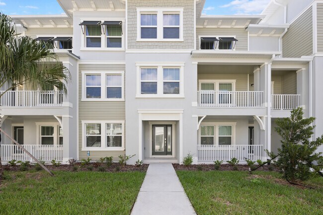 3463 Silent Gdns Cv in Wesley Chapel, FL - Building Photo - Building Photo