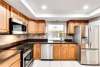 3460 NE 28th Ave in Lighthouse Point, FL - Building Photo - Building Photo