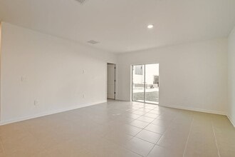 4021 Old Ml Rd in Haines City, FL - Building Photo - Building Photo