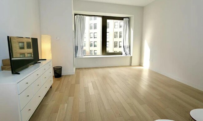 75 Wall St in New York, NY - Building Photo - Building Photo