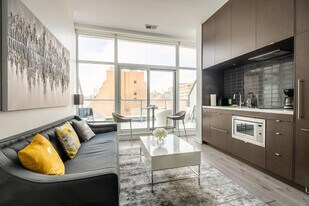 14A Hazelton Ave in Toronto, ON - Building Photo