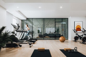 Savana sur le Parc in Montréal, QC - Building Photo - Building Photo