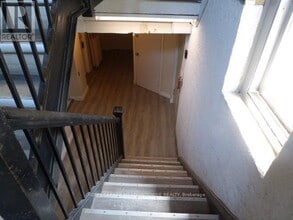 70-70 Mill St in Halton Hills, ON - Building Photo - Building Photo