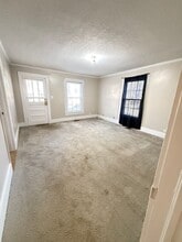 219 Rebecca St in Martin, TN - Building Photo - Building Photo