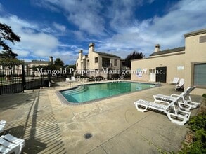 2412 N Main St in Salinas, CA - Building Photo - Building Photo