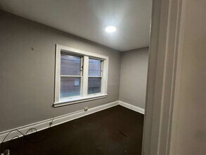 1801 Stanwood Rd, Unit 6 in East Cleveland, OH - Building Photo - Building Photo