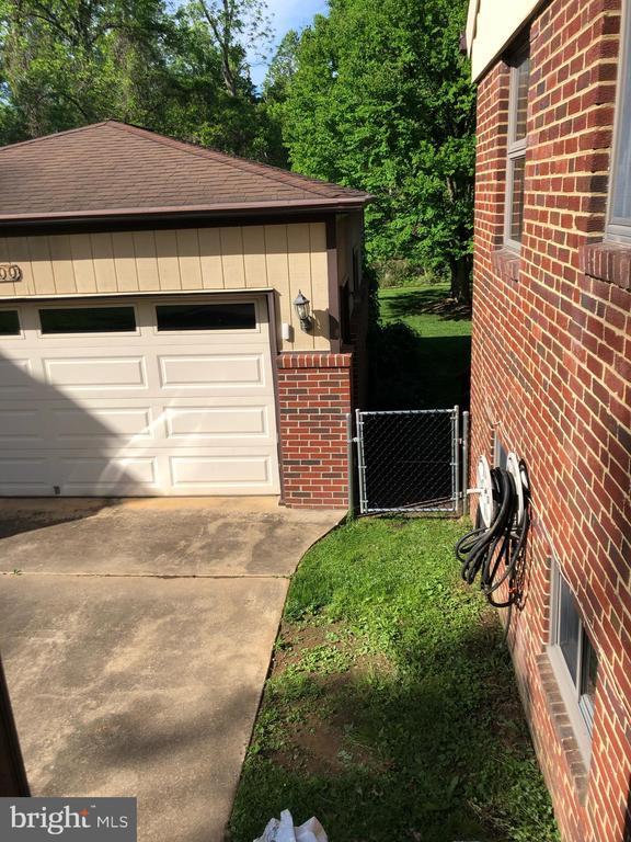 property at 6700 Kirkley Ave