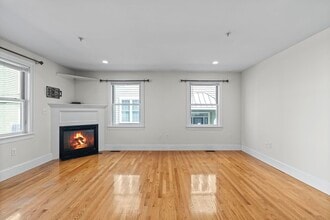 273 Athens St, Unit 1 in Boston, MA - Building Photo - Building Photo