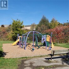 236 Northview Heights Dr in Cambridge, ON - Building Photo - Building Photo