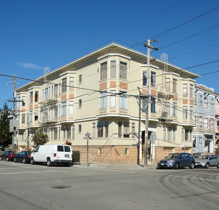 695 3rd St in San Francisco, CA - Building Photo