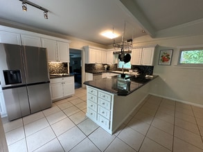 1648 Maravilla Ave in Ft. Myers, FL - Building Photo - Building Photo