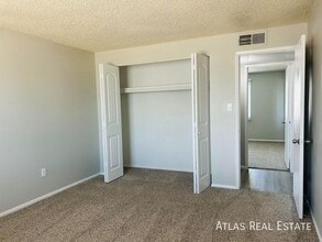 3849 E Ludlow Dr in Phoenix, AZ - Building Photo - Building Photo