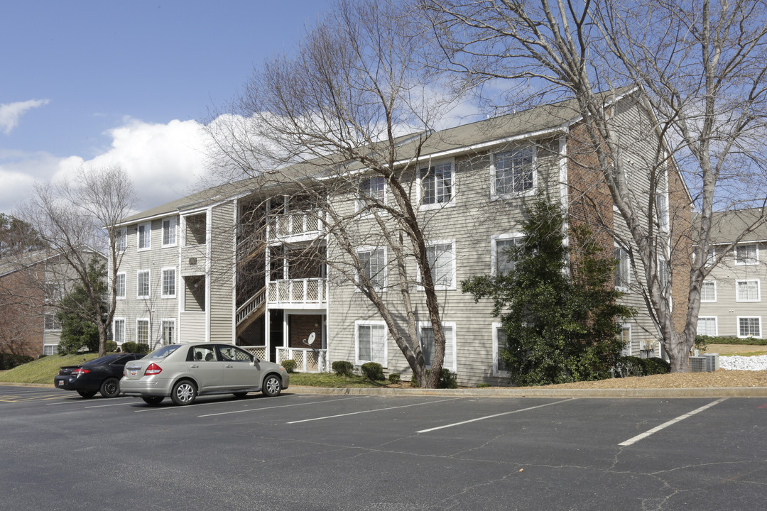 University Place in Clemson, SC - Building Photo