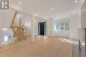 476 Briar Hill Ave in Toronto, ON - Building Photo - Building Photo
