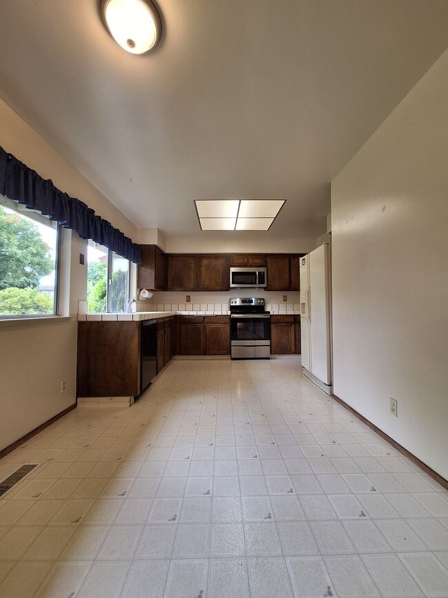 679 Timberpine Ave in Sunnyvale, CA - Building Photo - Building Photo
